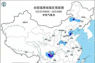 鲍威尔三分落地踩到伍德脚上 后者被吹一级恶犯